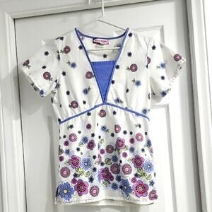 Floral Short Sleeve Top - White and Blue